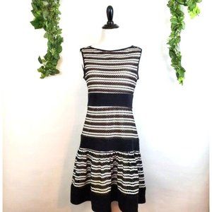 Just Taylor Eyelet Black & White Pleat Drop Waist Sleeveless Dress Size 4